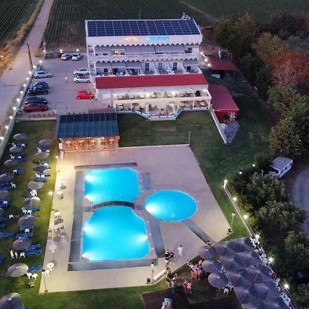 קומוטיני Vosporos Hotel מראה חיצוני תמונה